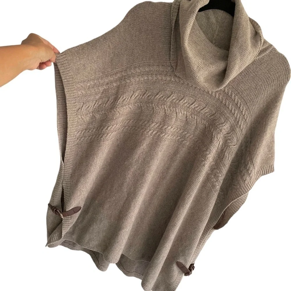 TAHARI Oversized Wo Cowl Neck Poncho Sweater Tan Beige S - Picture 2 of 4